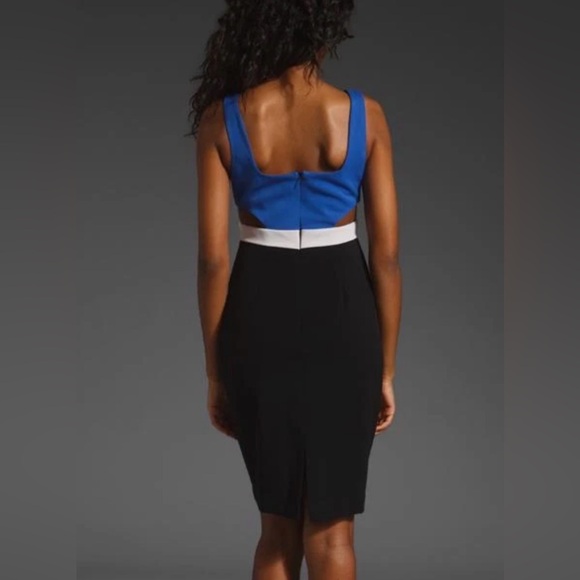 Black Halo Dresses & Skirts - Black Halo Scott Cutout Sheath‎ Dress Women 6 Blue White Black ASO celebrities